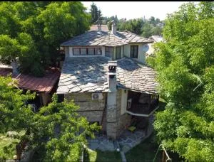 Къща за гости Родопски Рай - Ustina