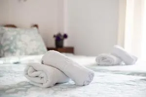 Frida’s Apartments - Argyrádes