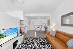 1 Bedroom Jr Suite - Ocean Drive & 6th Str