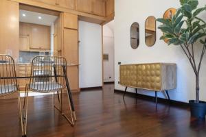 Elizabeths Place Spanish Steps