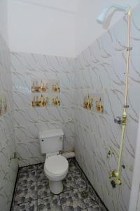 Casa Sira Nyali links road studio apartment