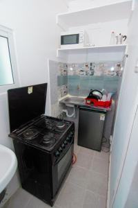 Casa Sira Nyali links road studio apartment