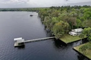 St Johns River Retreat Unit 2 - Astor