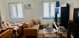 J & F Homestay - Cavite, Philippines