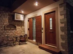 Sophie's Sunny Spot 3 - Yéfira