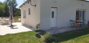 MAISON avec 1 CHAMBRE dans QUARTIER RESIDENTIEL VERDOYANT CALME