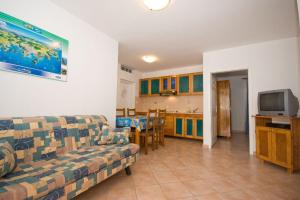 Sunny Adriatic apartments Valentin 