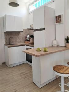 Flora Plemmirio Home