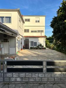 Apartment Schwarz in Petrčane II 