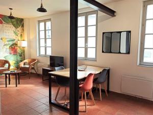 AC - Quiet - Le Colibri, Bright Duplex