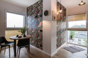 Monkey - 77 Apartments Wigury - Dostęp na KOD - Parking - Smaczna Kawa - Centrum - Blisko Piotrkowska - Galeria - Widok na miasto - Klimatyzacja - 7 piętro - FV