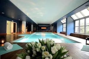 贝斯特韦斯特乐佛瓦雷普露斯酒店 - 科尔贝塔