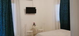 Deluxe Double Room with Castle View