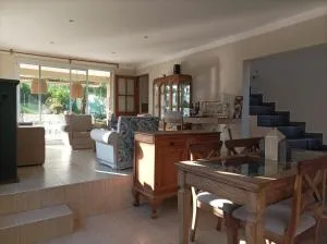 Dos Chanchitos - Nogalito