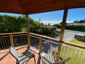 Pohara Tides - Poharas Beach Getaway - Motupipi