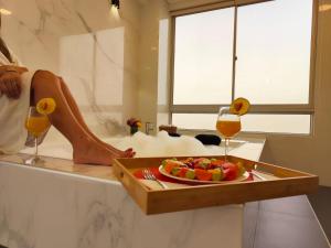 FRATELLI CORP APART HOTEL