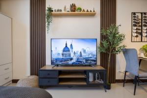 Nomads Haven a budget friendly Zen Studio