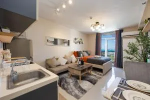 Nomads' Haven a budget friendly Zen Studio - Gun-ob