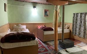 Karze Heritage Mud House by StayApart