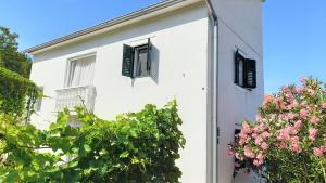 Rustic House Miketa - Family Summertime