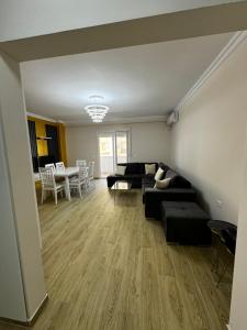 GOLEM Best Apartment