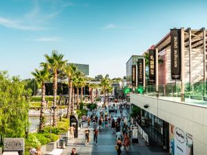 Appartements Spacieux 2 chambres 65m2 climatise au village medieval entre Nice et Antibes : photos des chambres