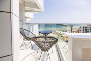 Charmie Queen std in Infinity Pool & Spa Resort