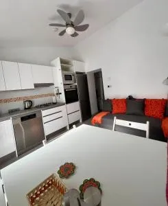 Naranja - A self-catering apartment in a stunning location with pool & hot tub - Partaloa