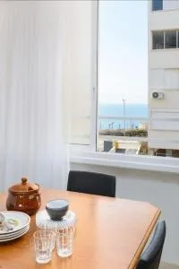 When the sea and the city meet - Netanya