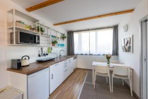 VOUSATÁ DÁMA - PS3 - Parking free