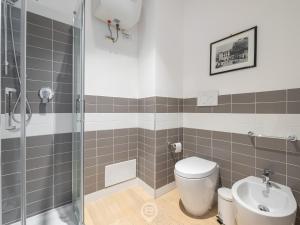 Annina's Apartment img12