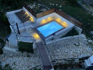 Villa Didovina mit Pool und Meerblick
