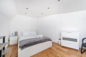 Chic 2-Bed near Camden Town and Regents Park