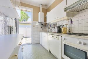 Maison pour 8 - 300m plage du Mauret