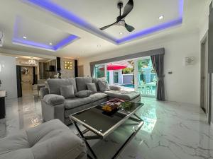 VIEW TALAY VILLAs POOL 67, JOMTIEN BEACH, PATTAYA