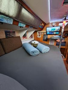 Le Nid Marin,Un Voilier Pour Deux Sète Vieux Port