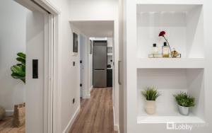 Cratis Apartment by LobbySquare