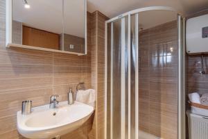 Lopci seaview mini house