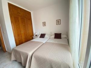 Two-Bedroom Apartment (2 Adults) room in Apartamentos Copacabana Playa