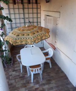 MAISON 6 personnes 80M2 ENTRE LES CALANQUES DU MUGEL ET FIGUEROLLES