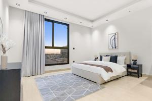 Silkhaus New & Luxury 2BDR with Study at Al Malqa - O