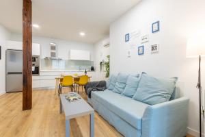 INSIDEHOME Apartments - Val Central