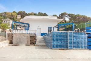 Alcamo Pool House - Happy Rentals