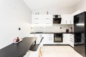 Phoenix, Garden View in Kalamata B2