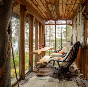 Private Island VESI - The White Blue Wilderness Lodge