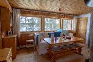 Private Island VESI - The White Blue Wilderness Lodge