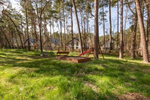 Seaside Apartment in the Woods with Balcony & 1 Bedroom by Renters
