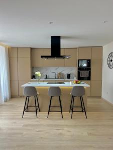 Courtyard Villa, Aleksandrovo