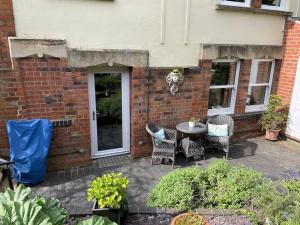Ground floor garden apartment