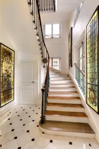 4 chambres au Chalet Clermont-Tonnerre + piscine